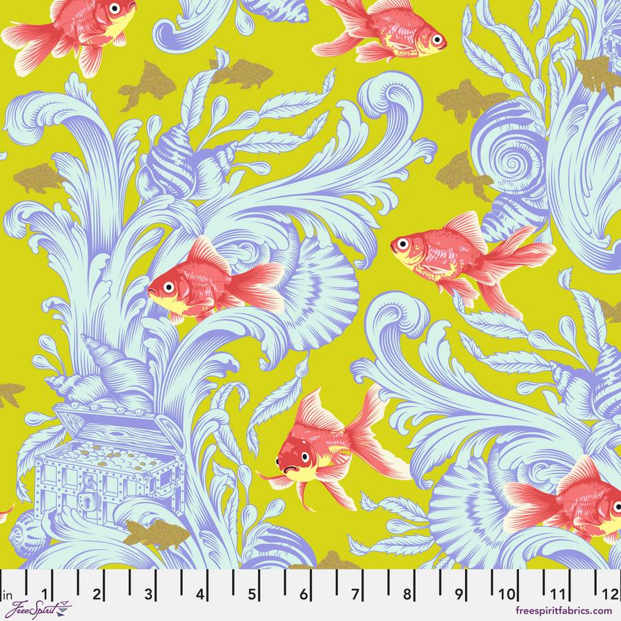 Treading Water - Clover (Metallic) - 1/2 Yard