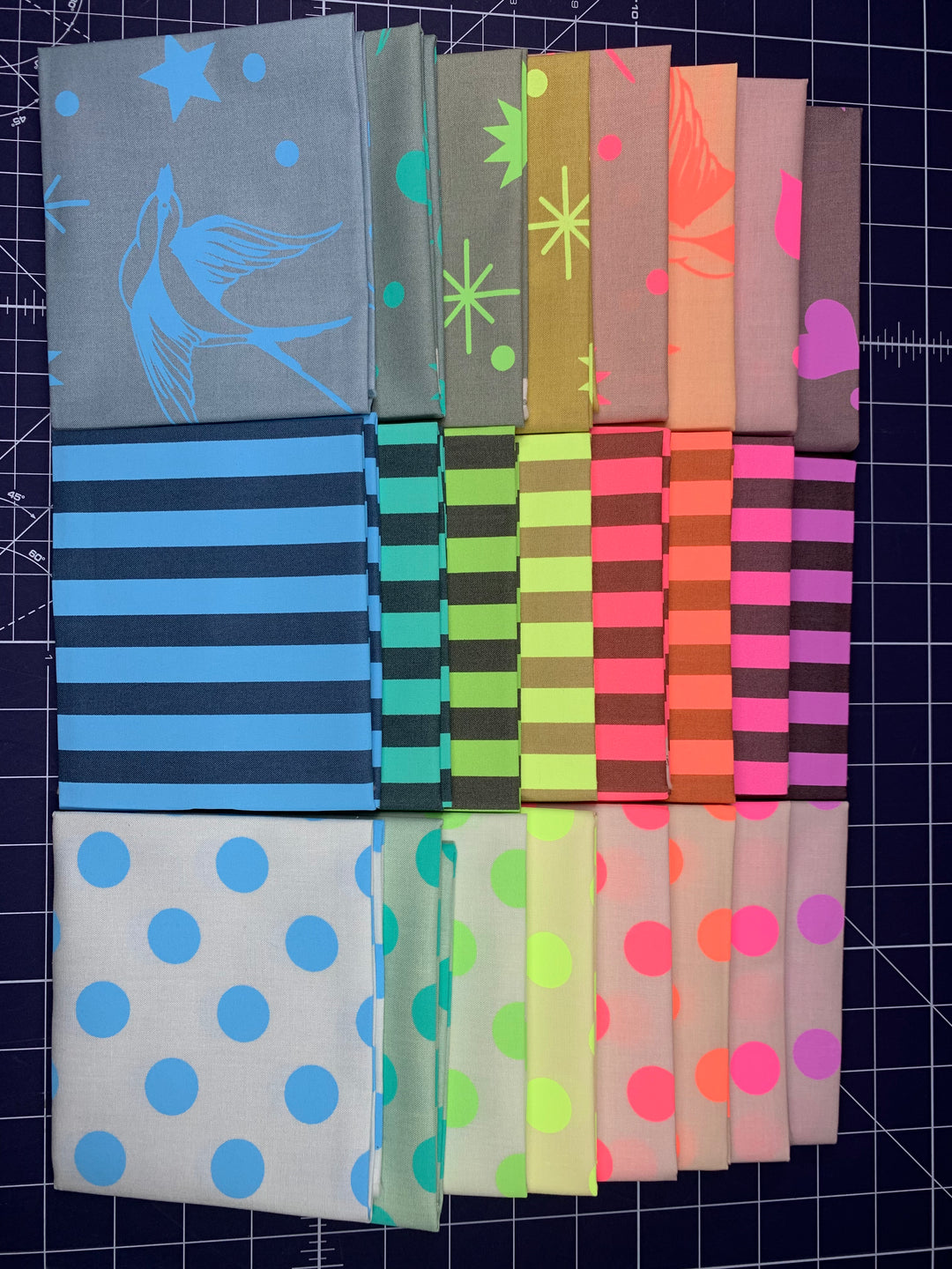 Fat Quarter Bundle - Everglow and Neon True Colors