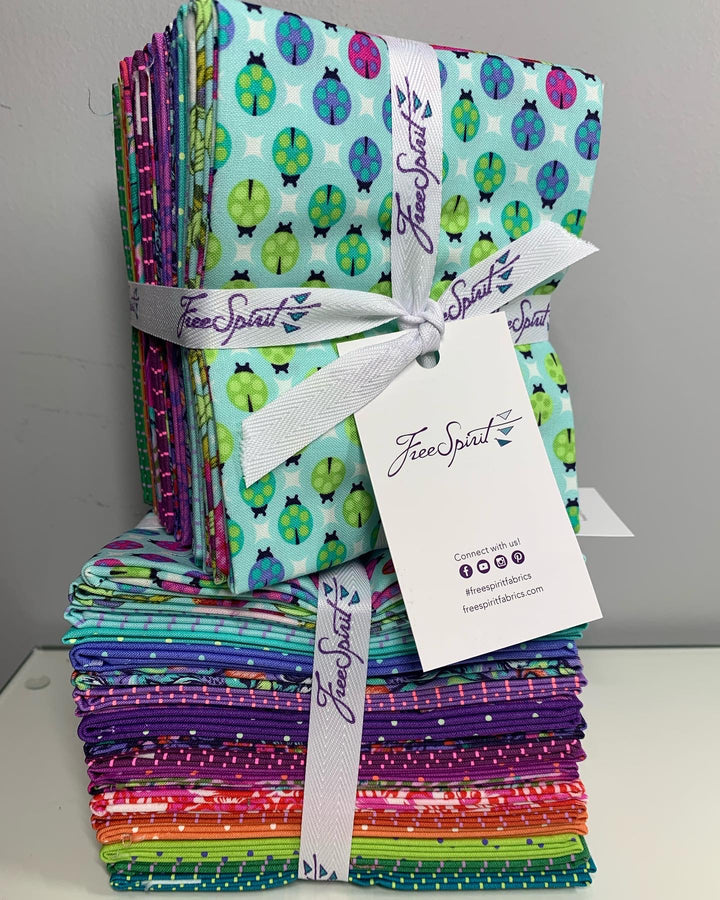 Fat Quarter Bundle - Tiny Beasts (Glimmer)